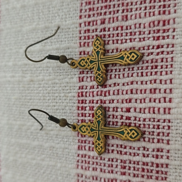 Celtic Sea Gems - Celtic Cross Earrings - EUC - Picture 1 of 5